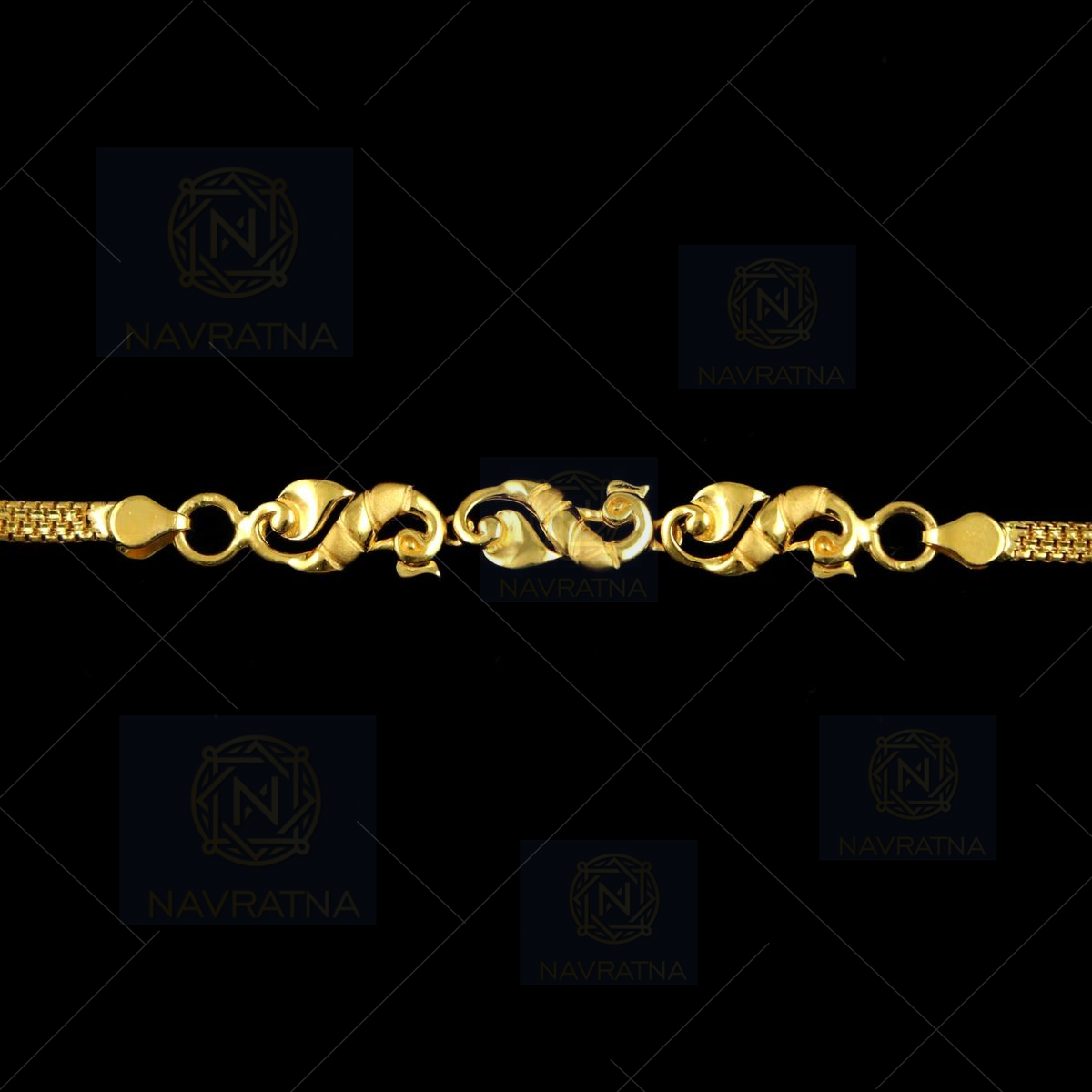 Butterflies Baby Nazaria Gold Bracelet | Bracelet For Kids | CaratLane