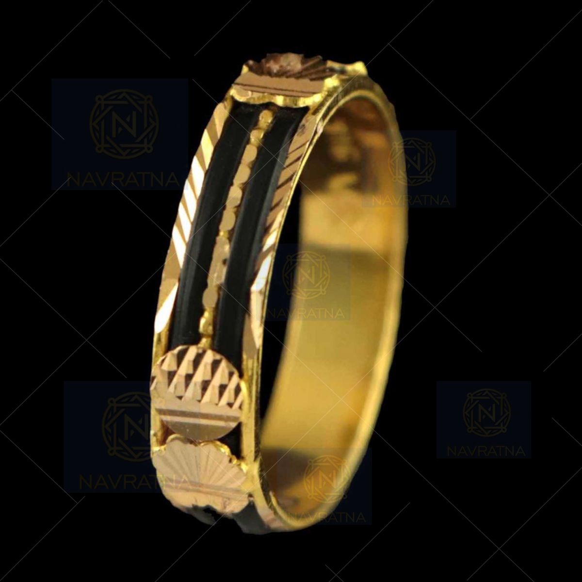 18kt yellow gold and elephant hair ring size 5.25 | #250357068