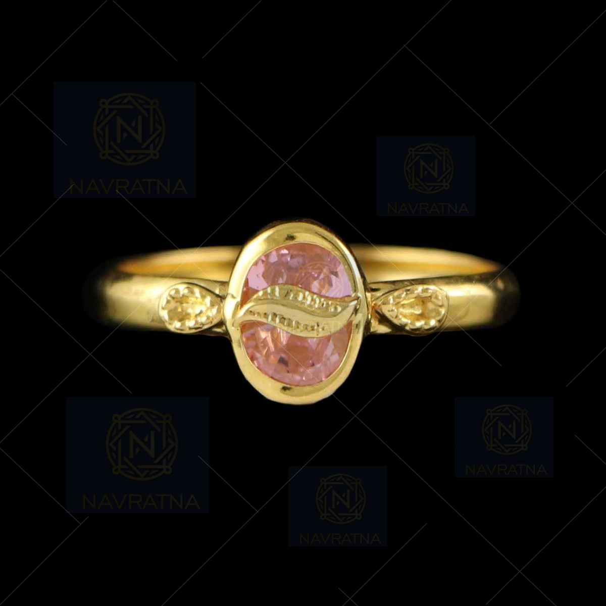 22 kt gold l stone ring