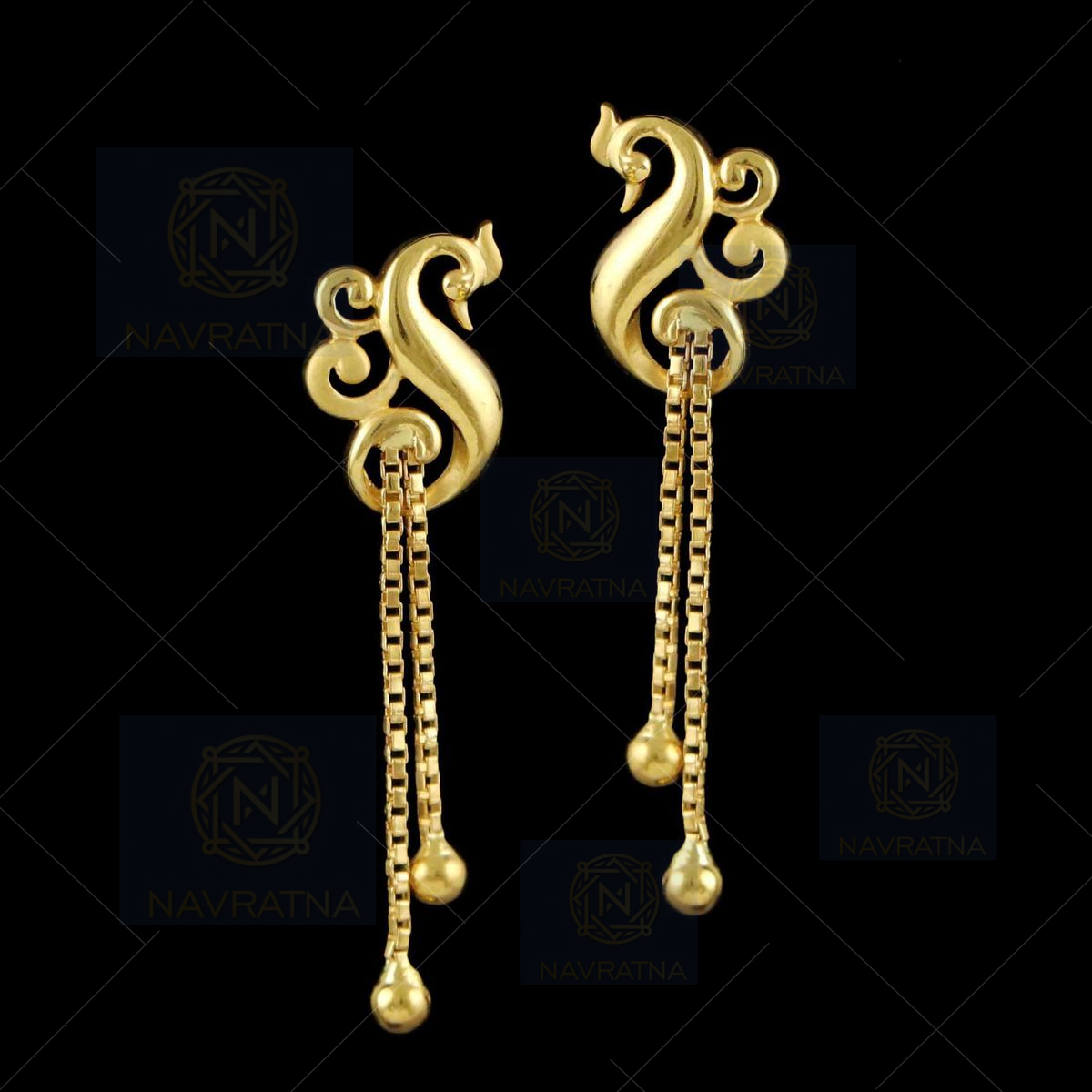 Buy quality 22kt gold cz casting j type stud earrings in Chennai